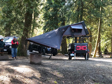 Charger l&#39;image dans la galerie, GLACIER FULL SIZE FOLDABLE ALUMINUM TENT