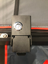 Charger l&#39;image dans la galerie, GLACIER FULL SIZE FOLDABLE ALUMINUM TENT